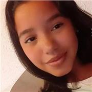 Buenos dias Soy Astrid. Doy las clases basicas para niños de primaria. Y puedo mas los findes. Y con la distancia no hya problema